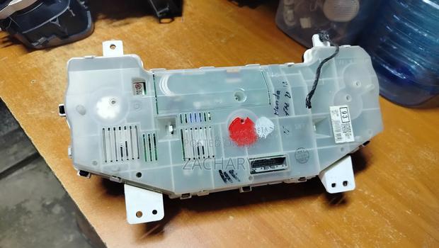 Honda Fit 2012 Dashboard Clock Ex Japan - thumbnail 2