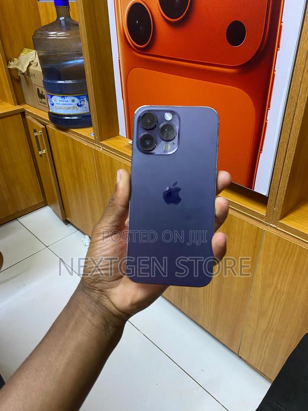 Apple iPhone 14 Pro Max 256 GB Purple - main view