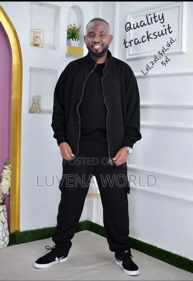 Black Quality Tracksuits - thumbnail 3