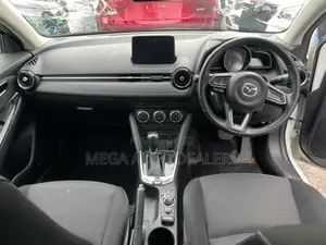 Mazda Demio 2018 White