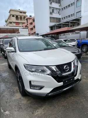 Nissan X-Trail 2018 White