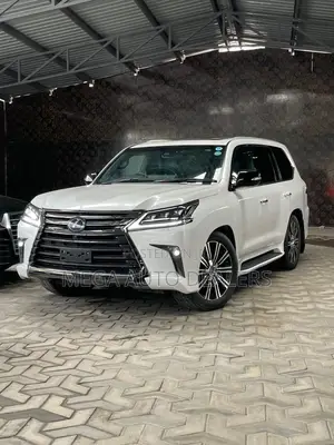 Lexus LX 570 (5 seats) AWD 2018 White
