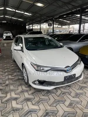 Toyota Auris 2018 White