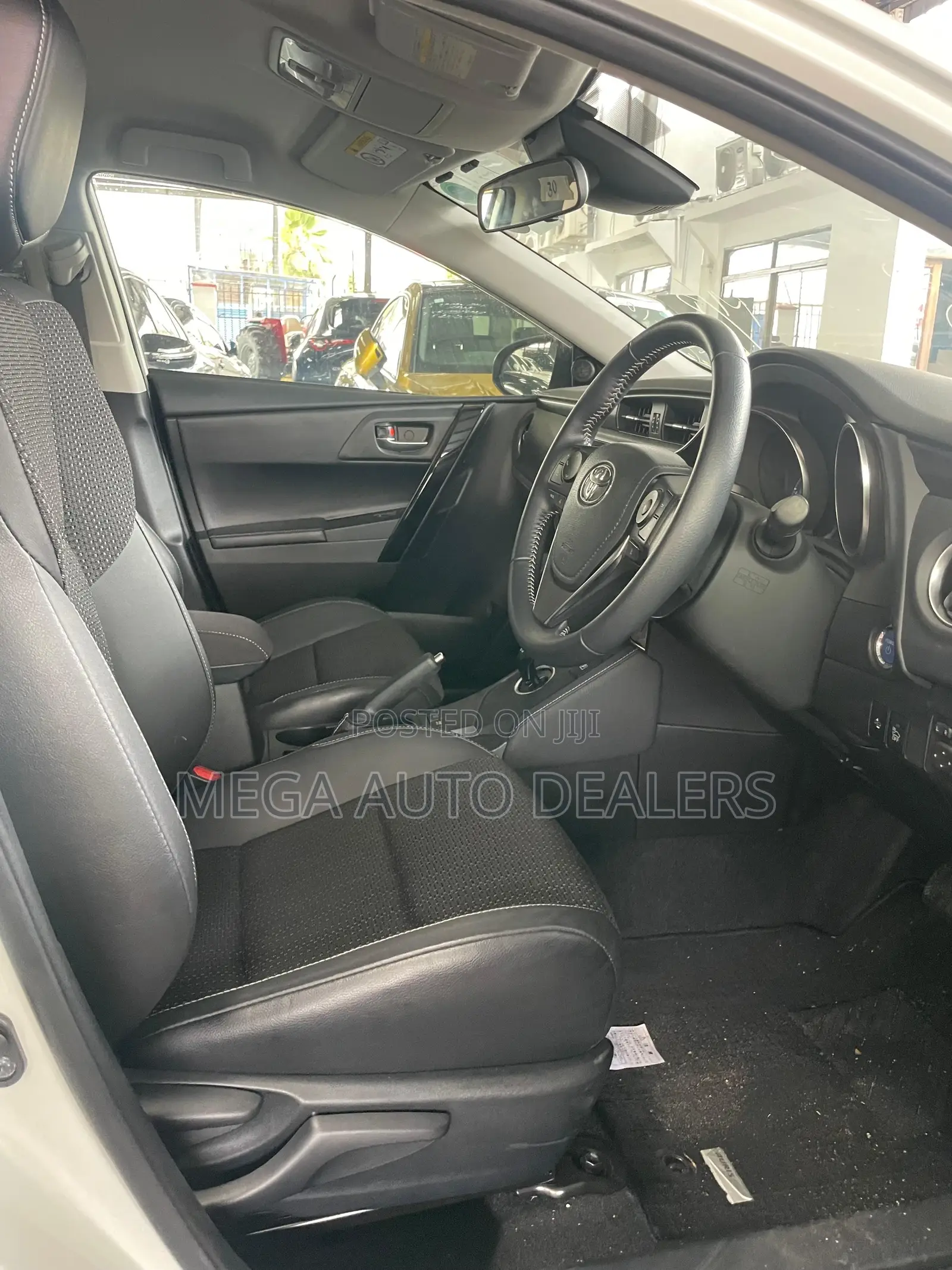 Toyota Auris 2018 White