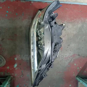 Lexus 450 (No 91)Headlight