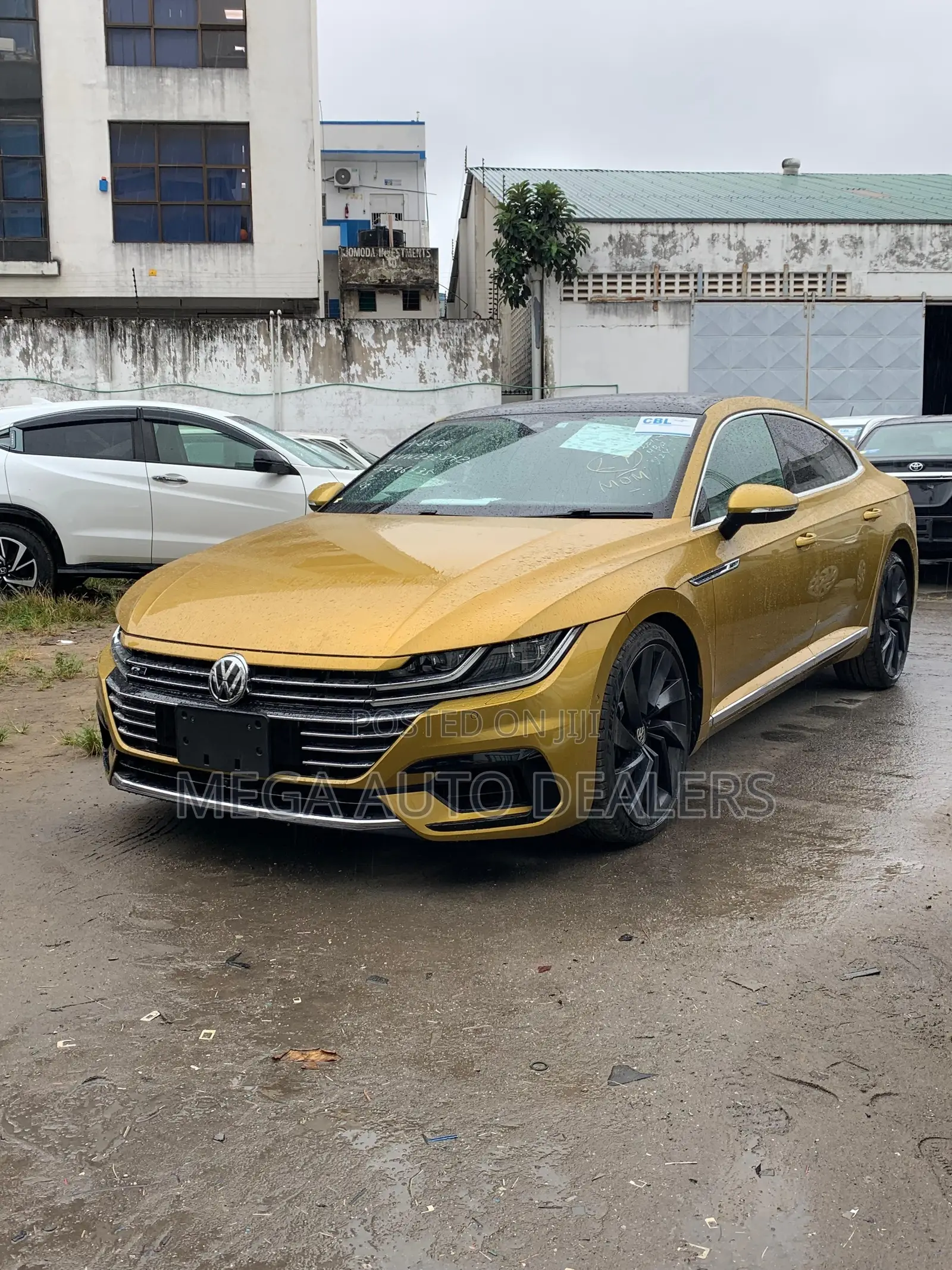 Volkswagen Arteon 2019 Yellow