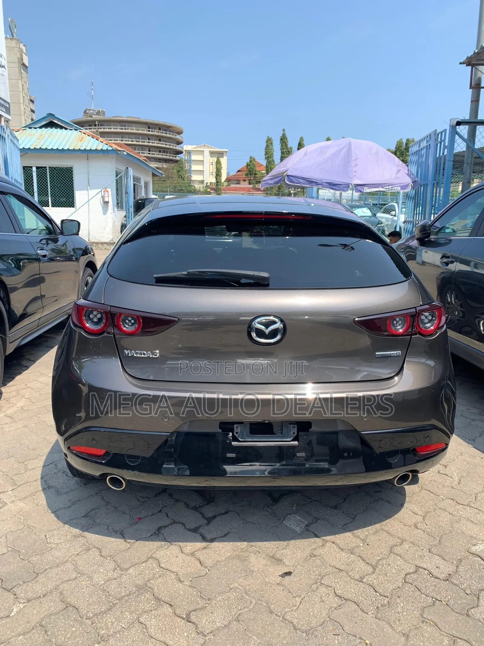 Mazda 3 2019 Brown