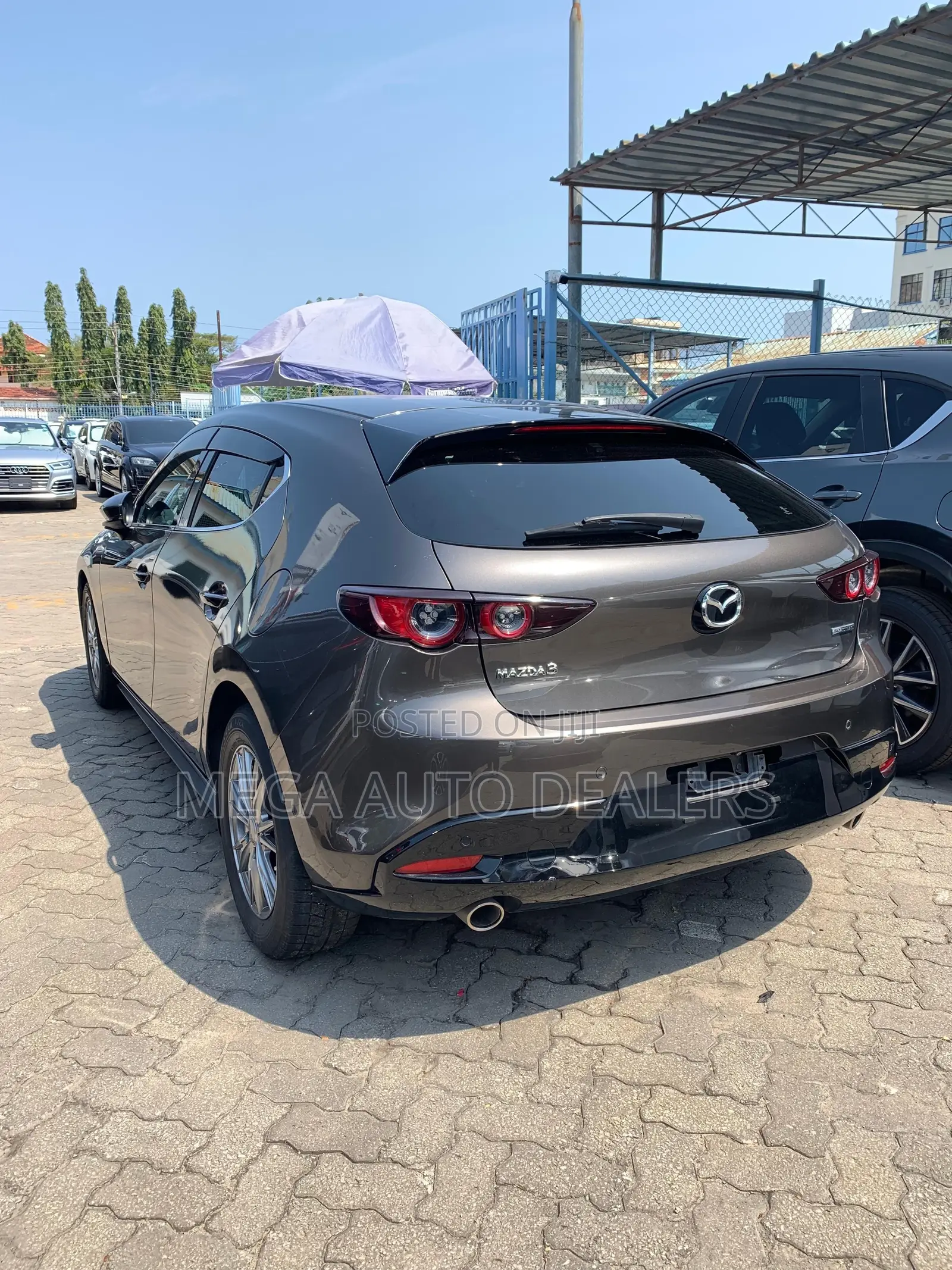 Mazda 3 2019 Brown