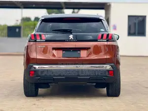 Peugeot 3008 2018 Brown