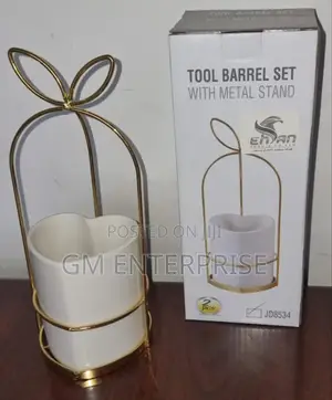 * Love Shape Ceramic Tool Barrel Set Gold or Silver With Metal Stand