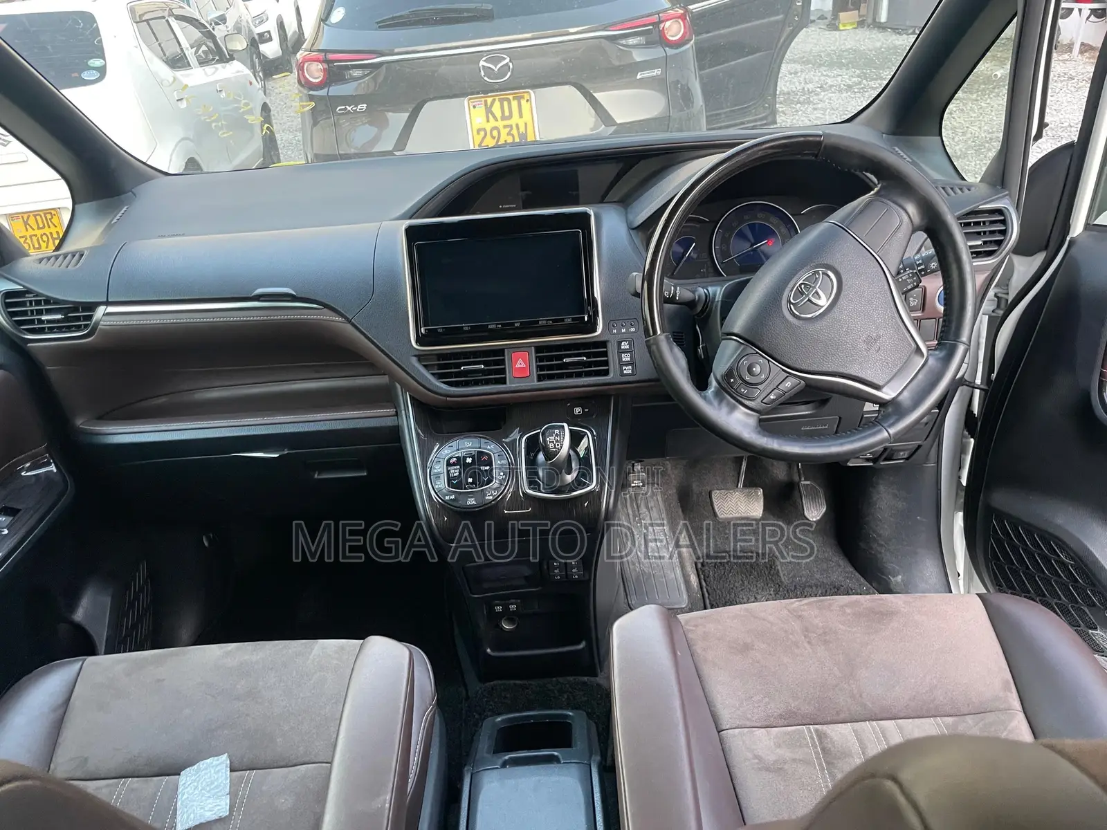 Toyota Harrier 2018 Black