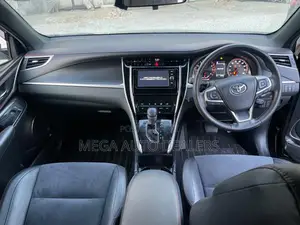 Toyota Harrier 2018 Black