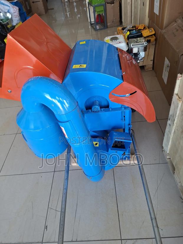 Portable Grain Thresher - thumbnail 3