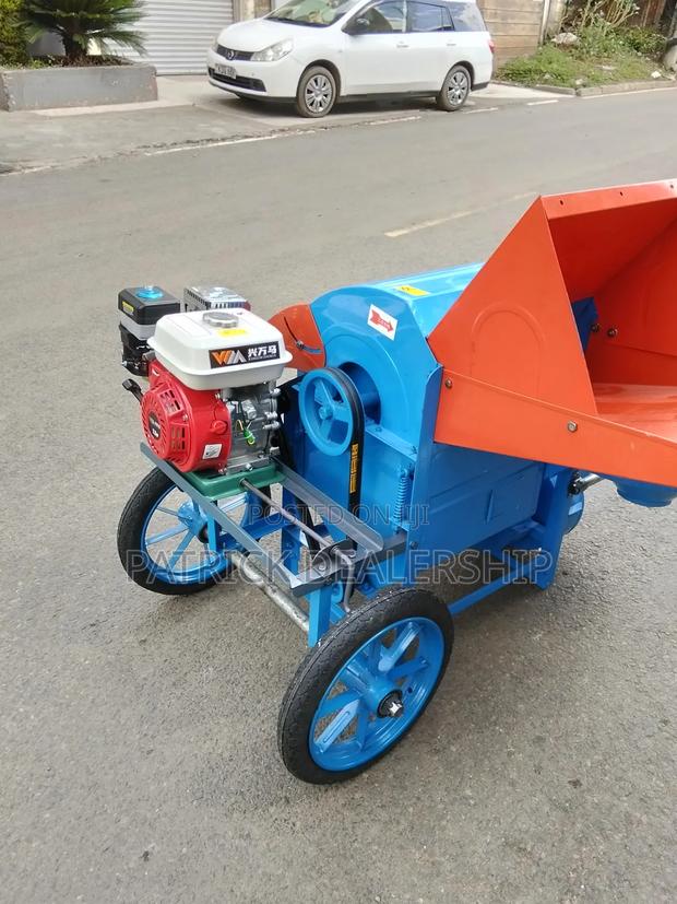 High Quality Thresher Machine - main view