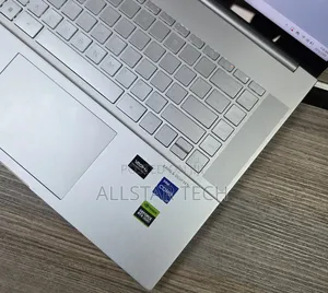 Laptop HP Envy 16 Gaming 16-h1023dx 16GB Intel Core i7 SSD 1T