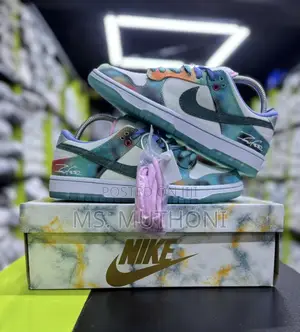 Nike Sb Dunk Low X Futura Laboratories Size Size 36-45