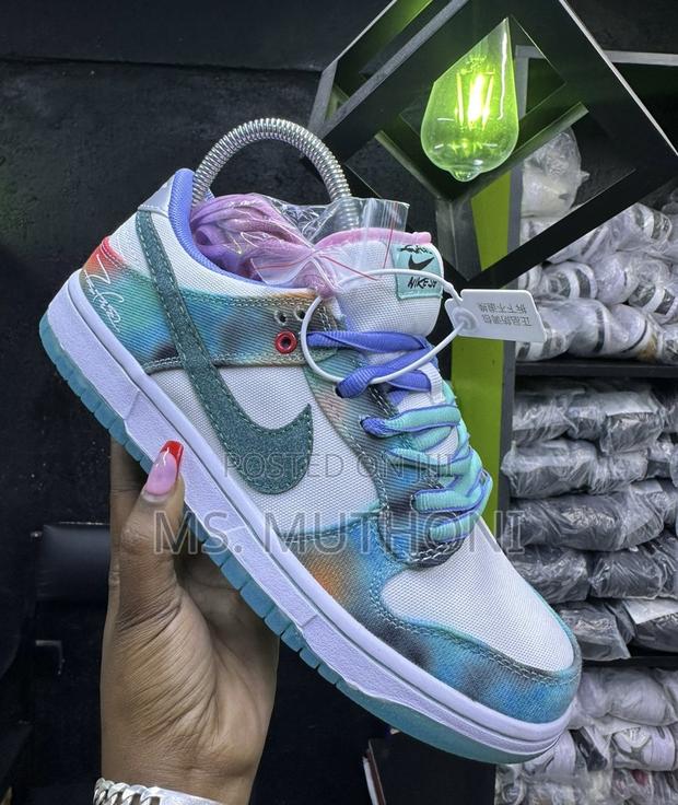 Nike Sb Dunk Low X Futura Laboratories Size Size 36-45 - main view