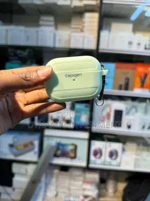Rugged Armor Spigen Case/Cover for Airpods Pro