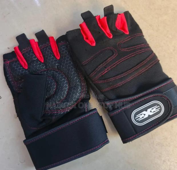 Fingerless Gym Gloves With Padded Palm