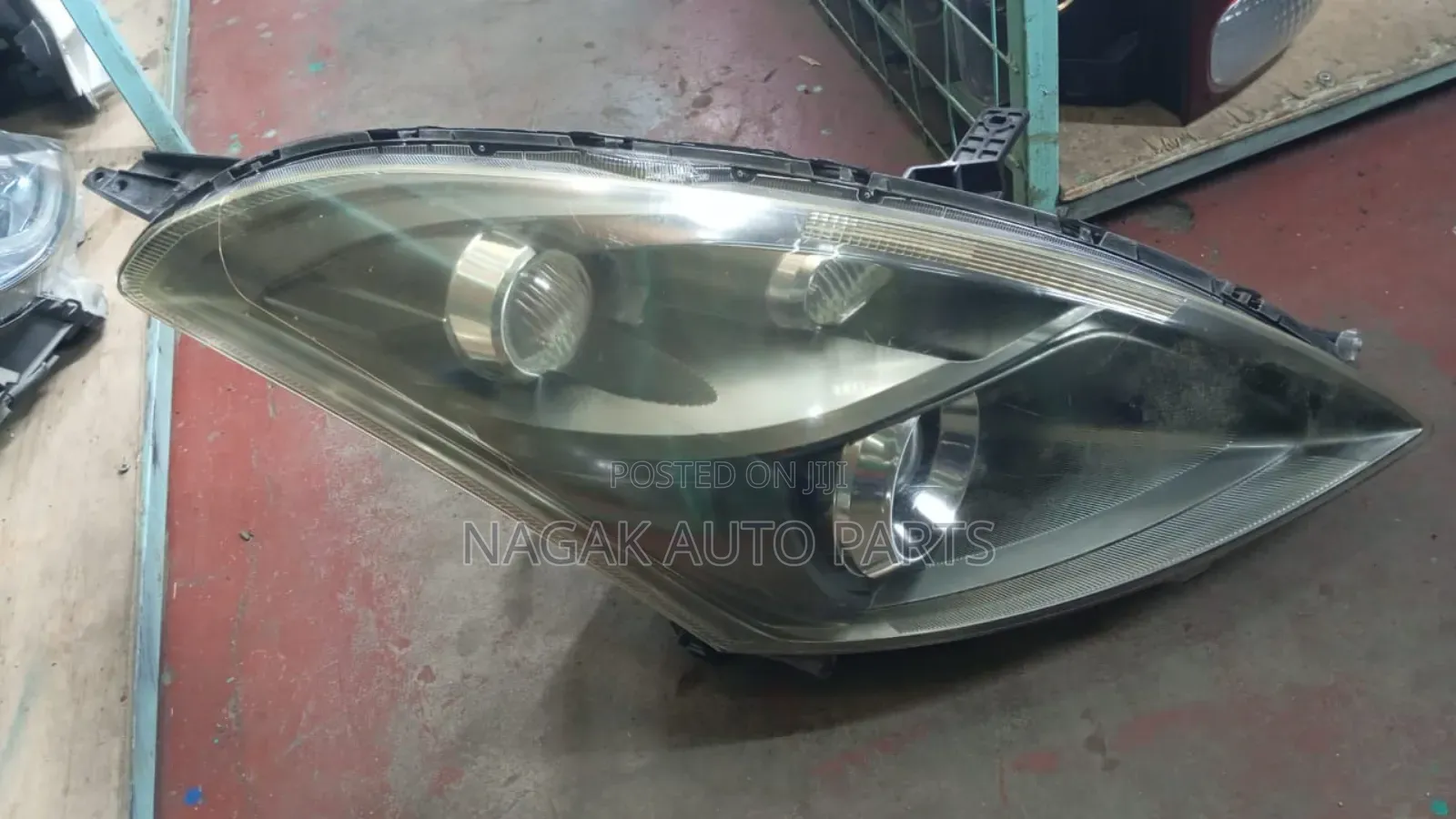 Swift 2010-2013 Black Xenon Type Headlight