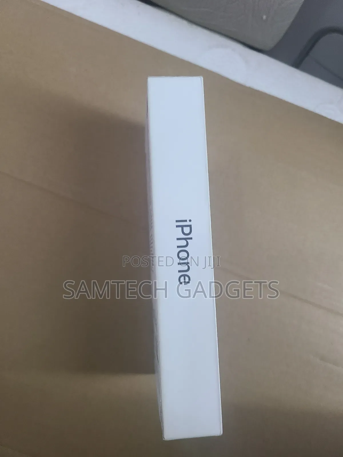 New Apple iPhone 13 128 GB Blue