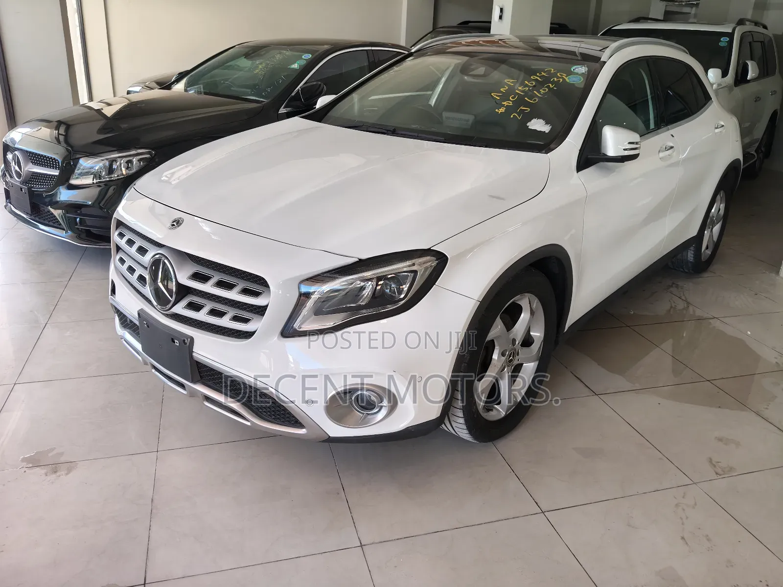 Mercedes-Benz GLA-Class 2019 White