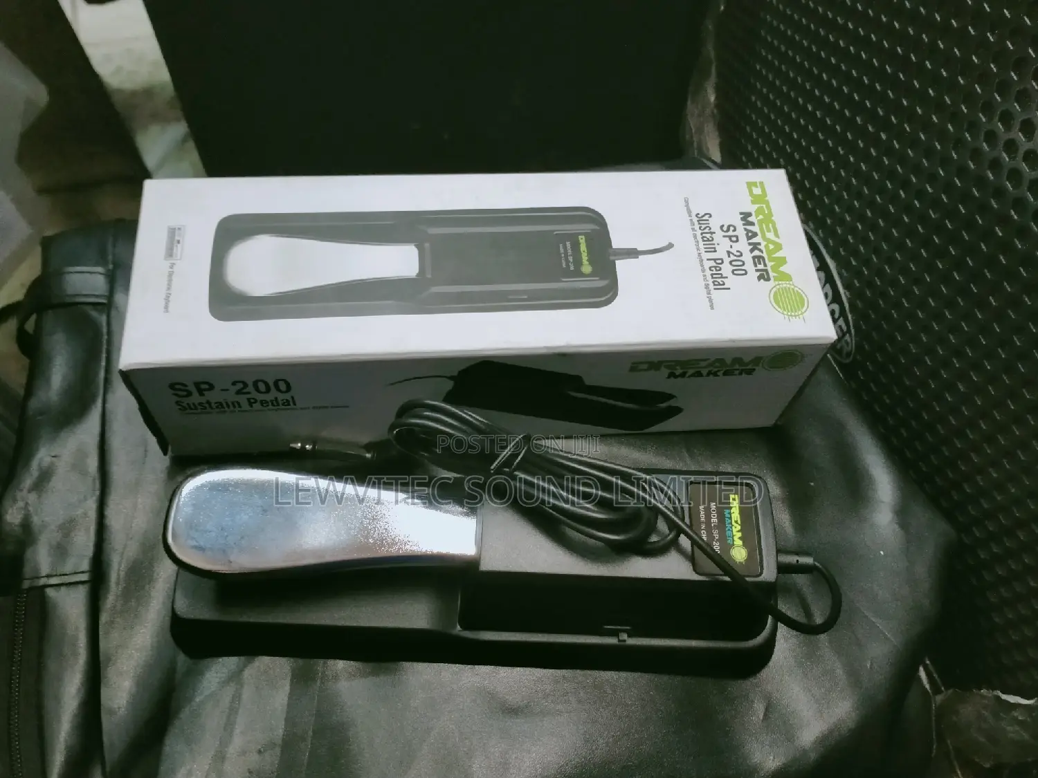 Sustain Pedal