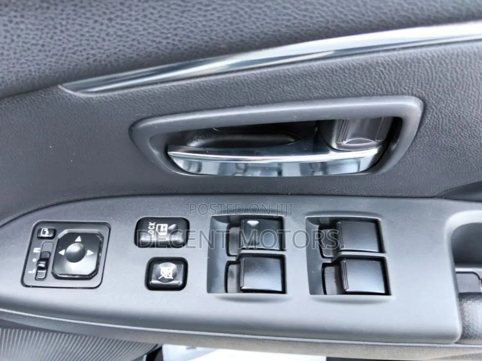Mitsubishi RVR 2019 Silver