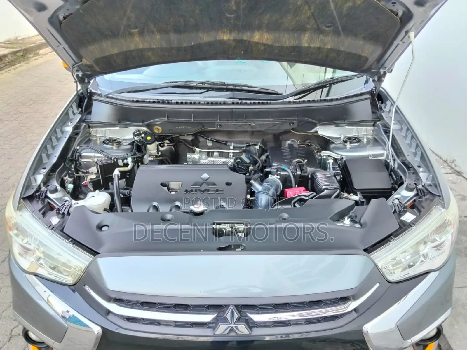 Mitsubishi RVR 2019 Silver