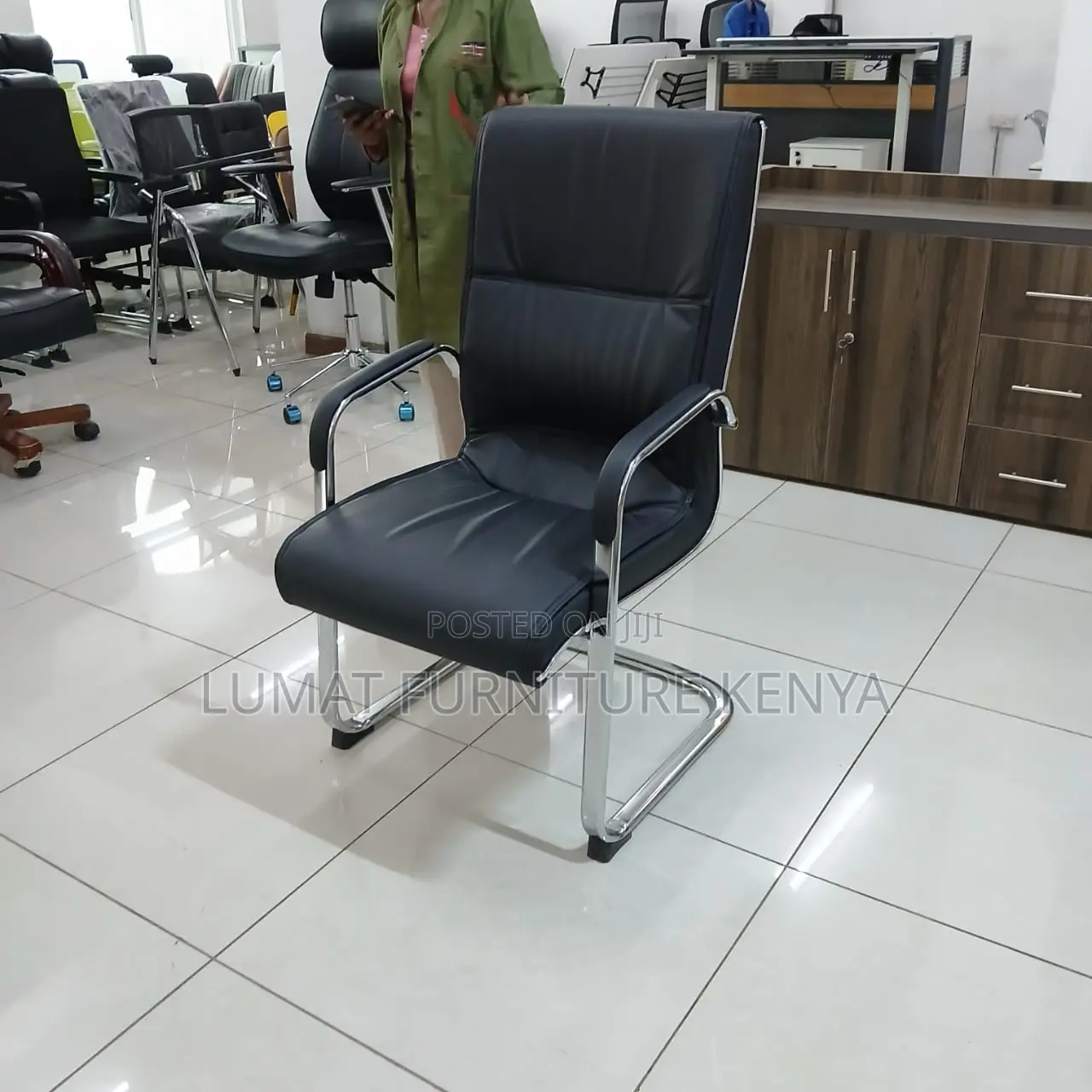 Comfortline Executive Guest Seat
