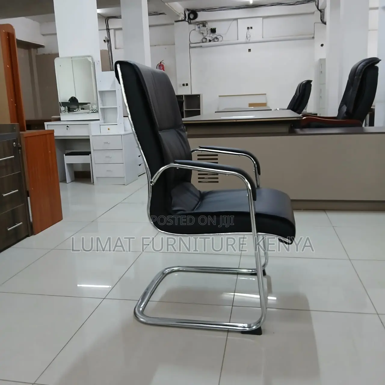 Comfortline Executive Guest Seat