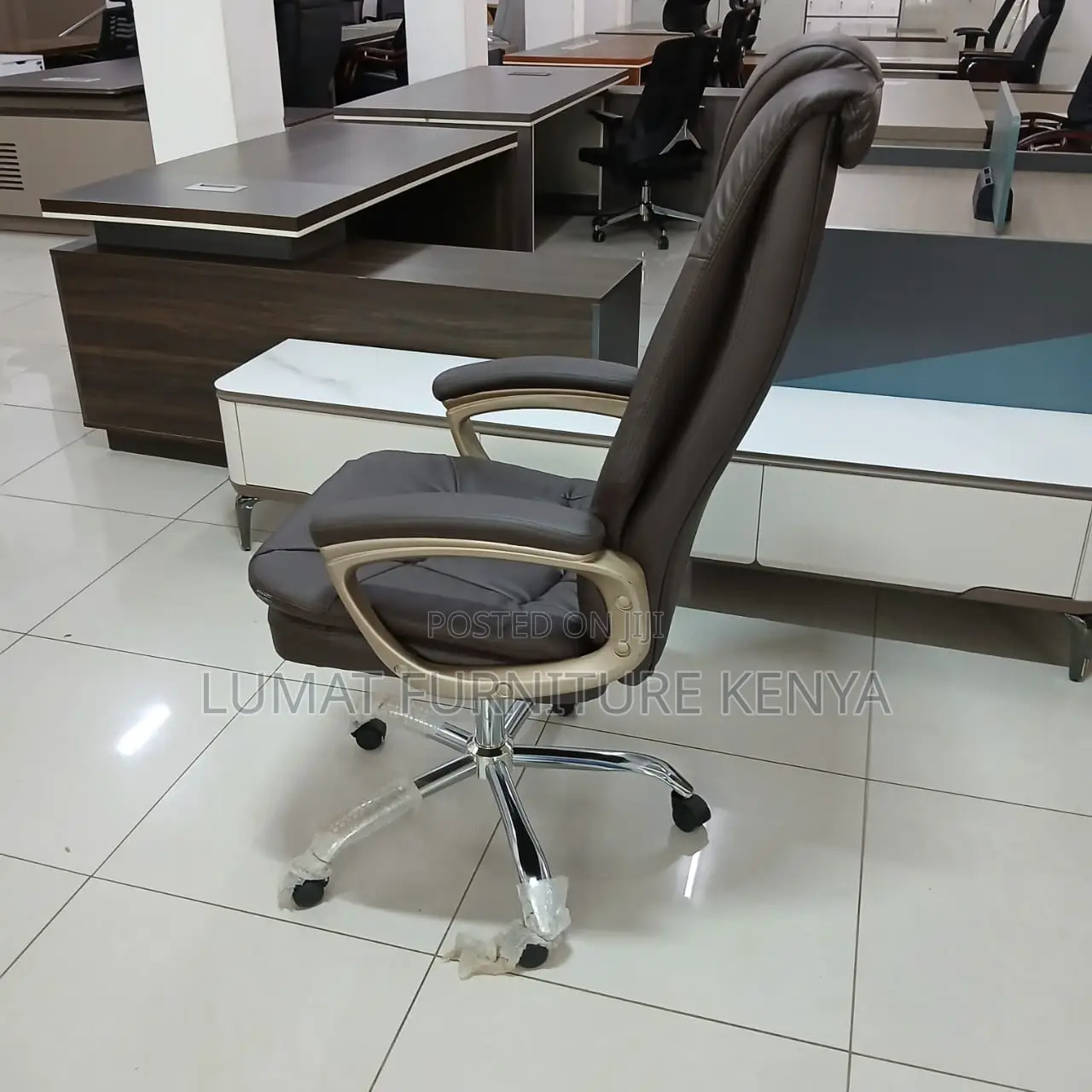 Supreme Comfort Leadership Chair