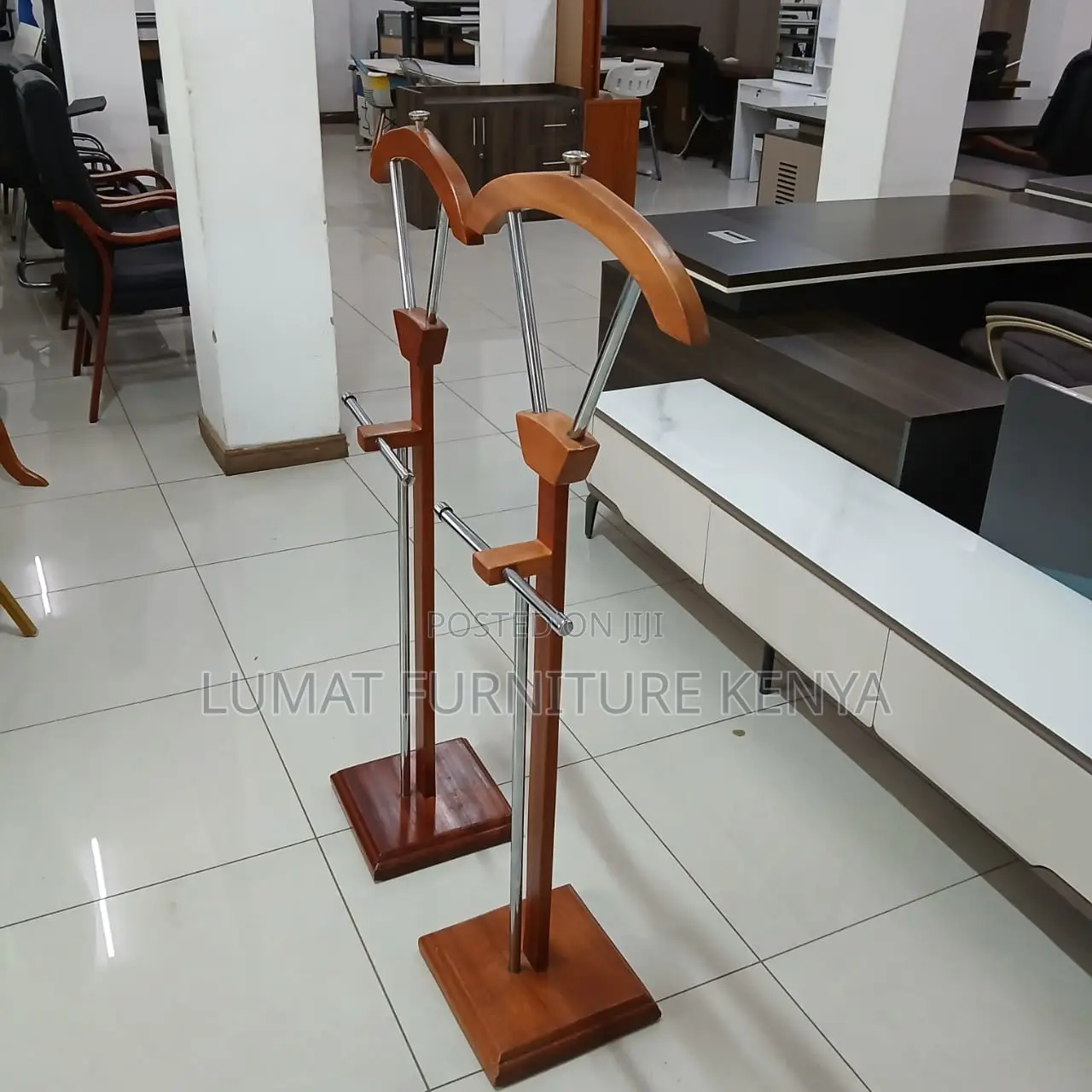 Executive Standing Coat Holder