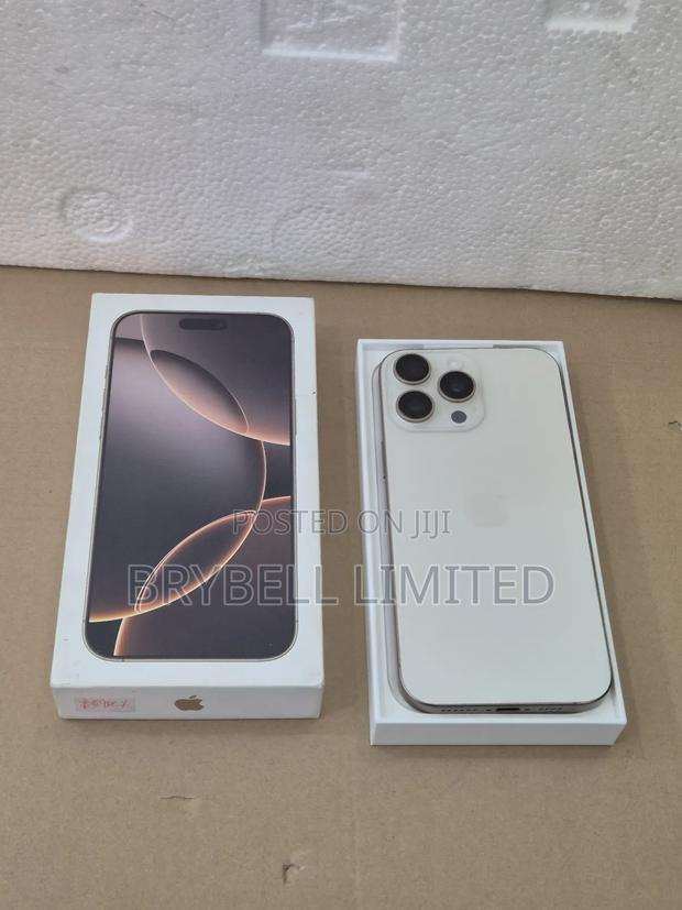 Apple iPhone 16 Pro Max 256 GB - main view