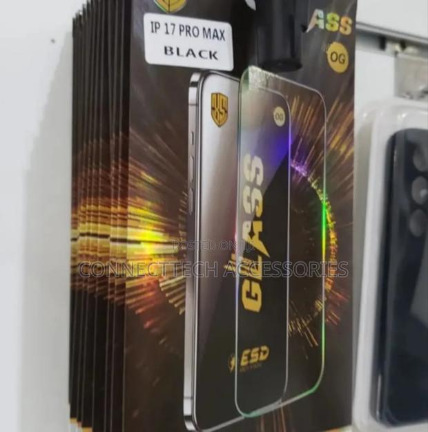 iPhone 17 Pro Max Privacy Screen Protector - thumbnail 3