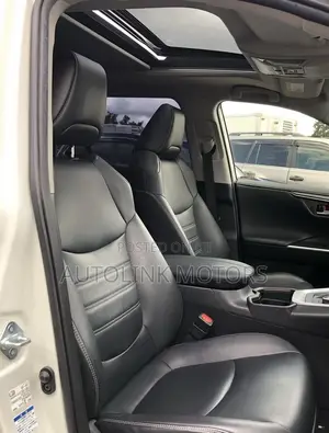 Toyota RAV4 2020 White