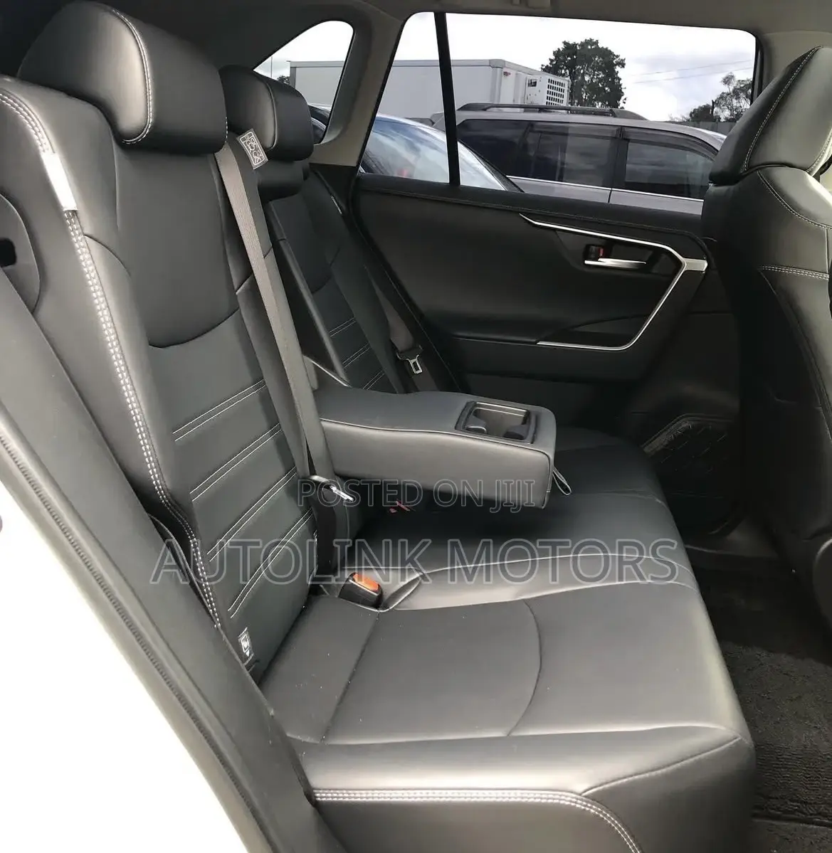 Toyota RAV4 2020 White