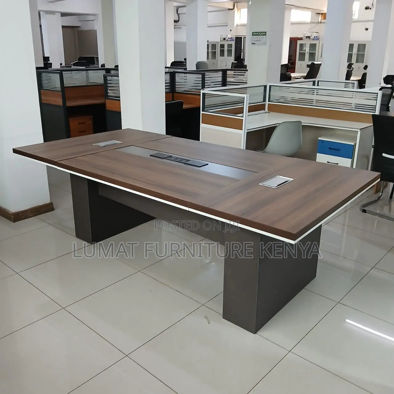 Smartspace Meeting Room Table