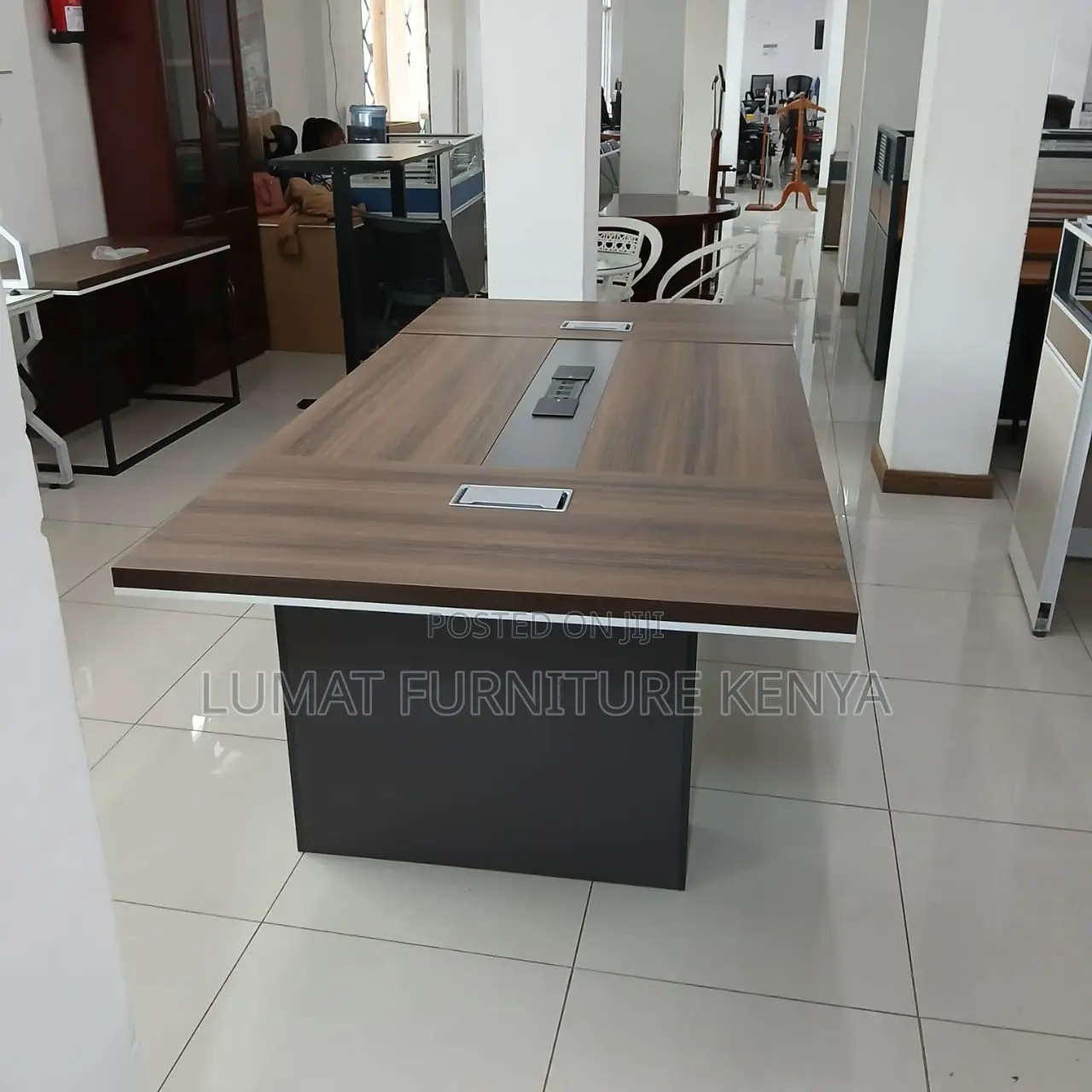 Smartspace Meeting Room Table