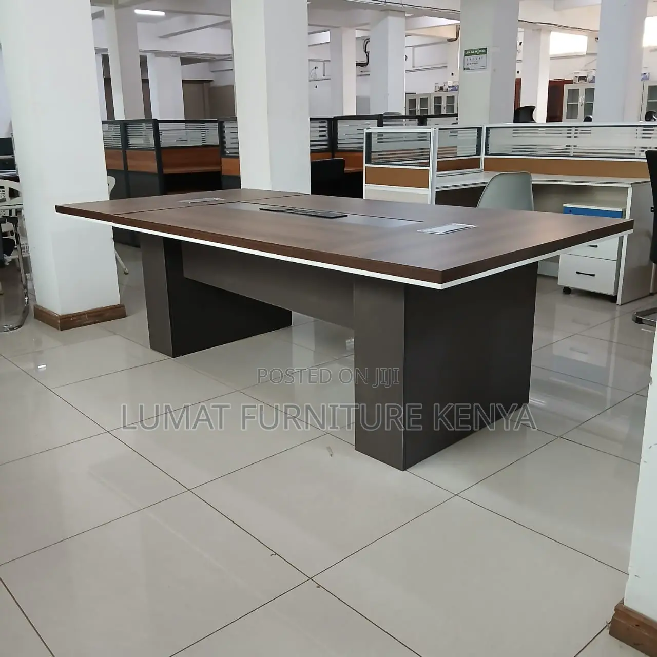 Smartspace Meeting Room Table