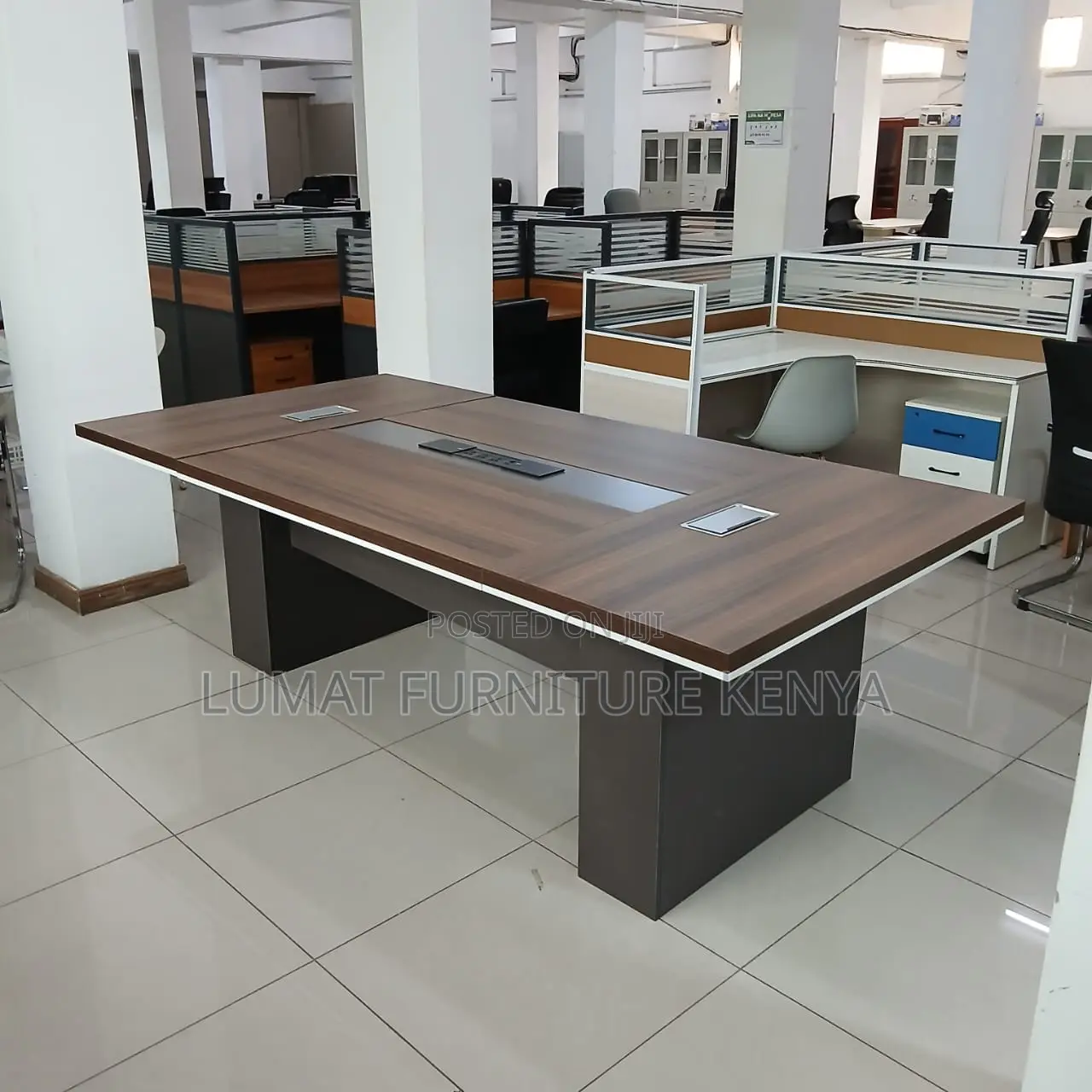 Smartspace Meeting Room Table