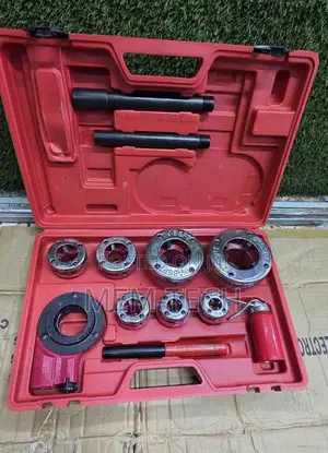 7pcs Ratchet Die Stock