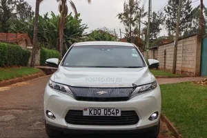 Toyota Harrier 2.5 Hybrid 4WD 2016 White