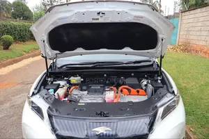 Toyota Harrier 2.5 Hybrid 4WD 2016 White
