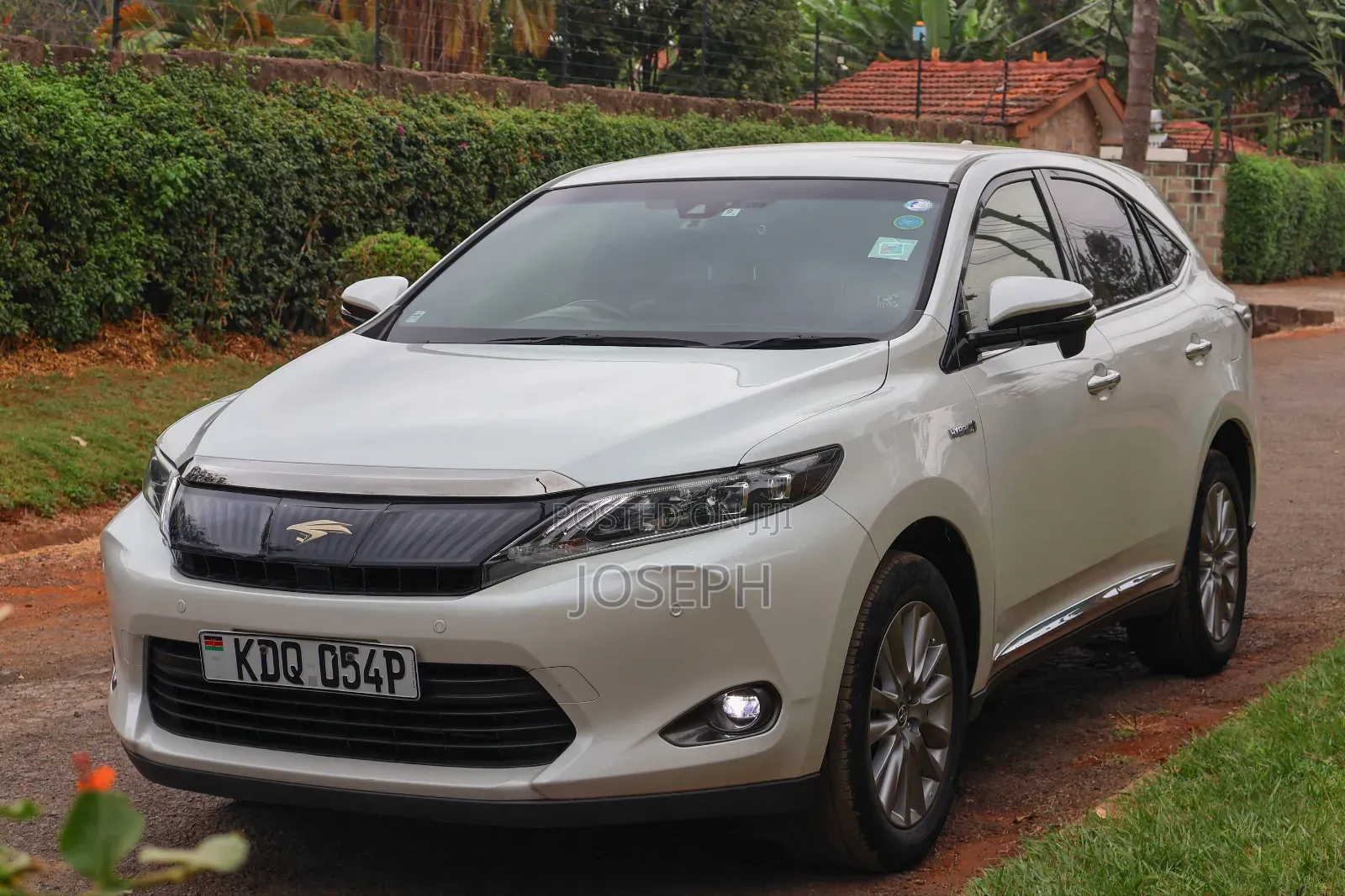 Toyota Harrier 2.5 Hybrid 4WD 2016 White