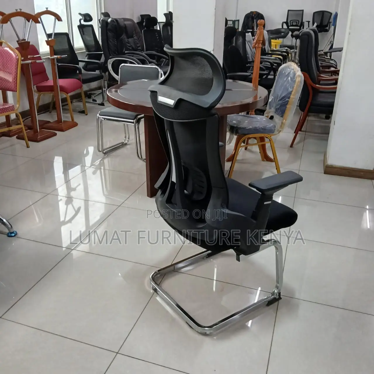 Aerodesign Boardroom Chair