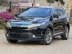Toyota Harrier 2.0 2018 Black