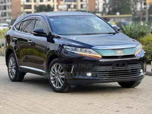 Toyota Harrier 2.0 2018 Black