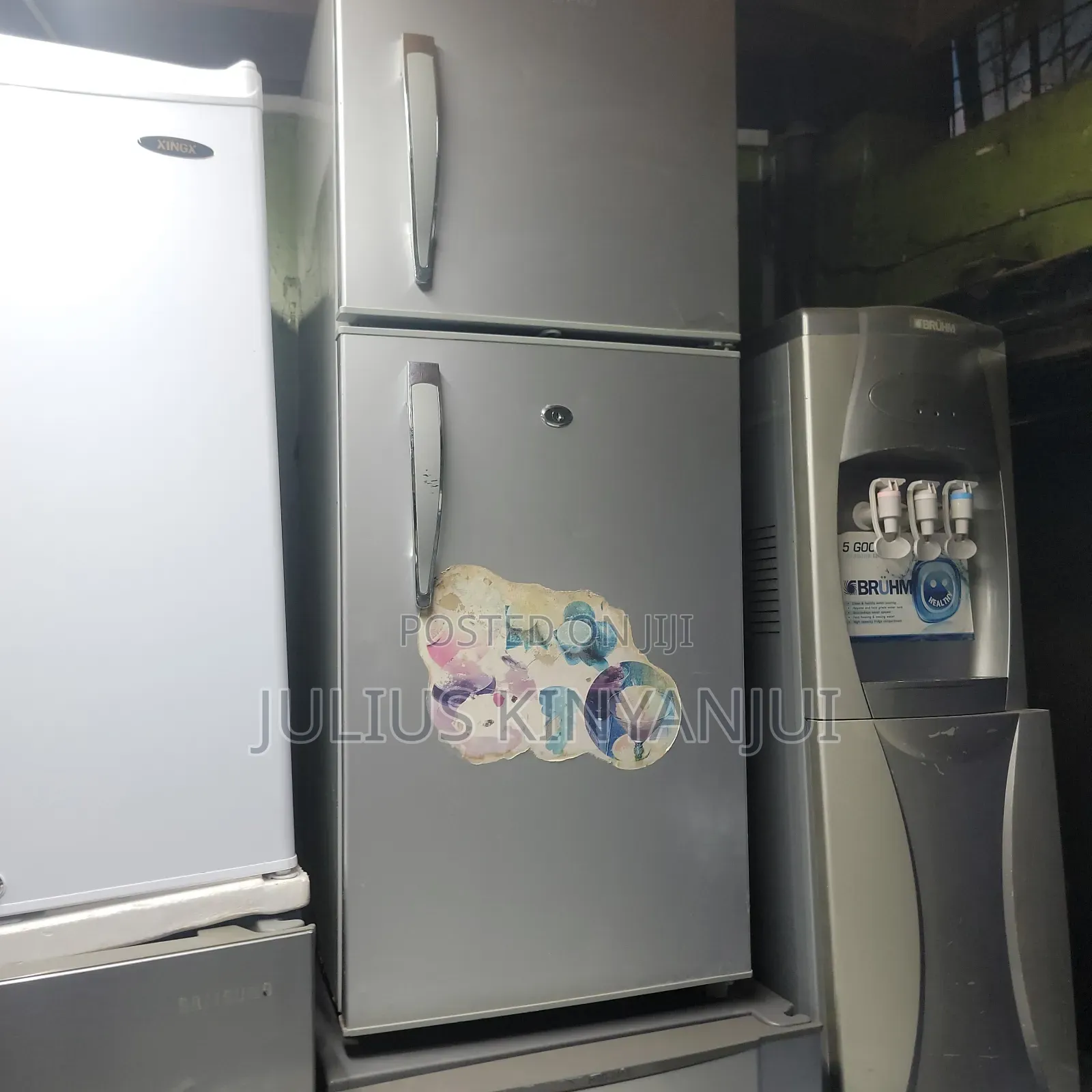 Mini Fridge Meng Chi