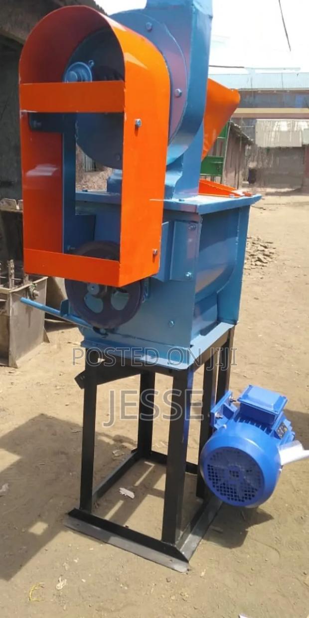 Huller Machine - thumbnail 2